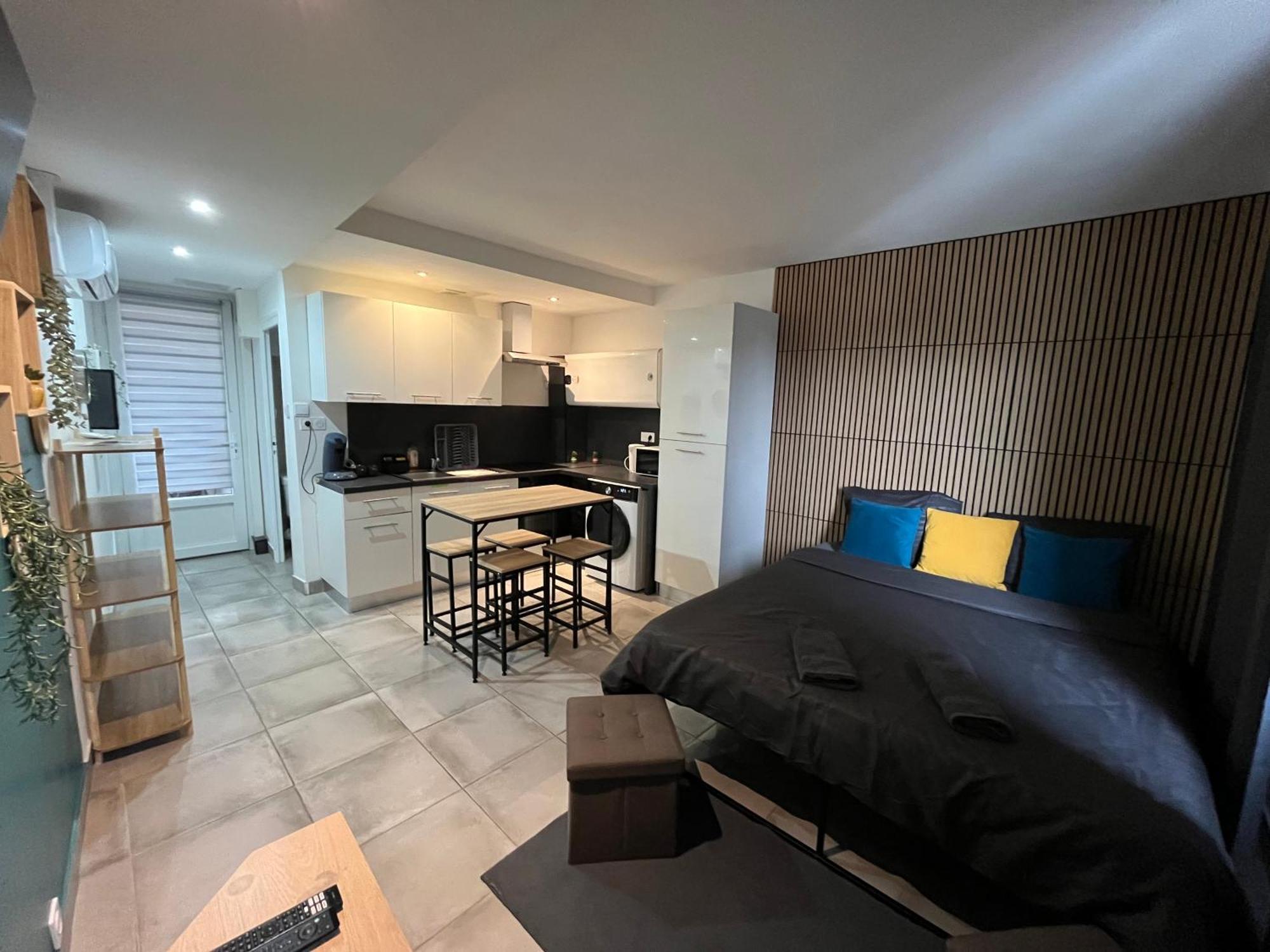 Studio Confortable Avec Balcon Villeneuve-sur-Lot Exterior foto
